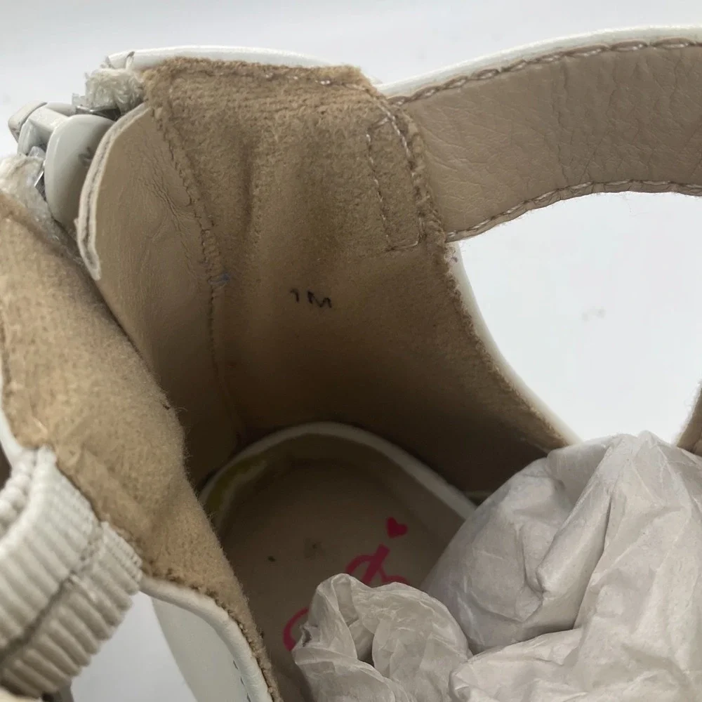 Jellypop Kids  Cream Ankle‎ Boots Cutouts Ankle Buckle  size 1 Easter Peep Toe